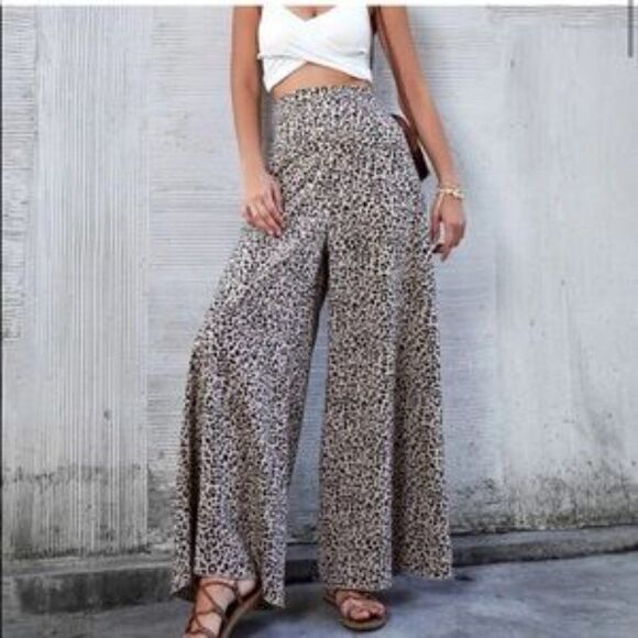 Leopard Print High Waisted Wide Leg Pants - Picture 2 of 10